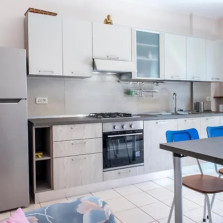 S289 - Sirolo, Delizioso Bilocale Con Portico * سيرولو